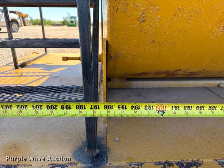 image for item EW4542 Fuel tank