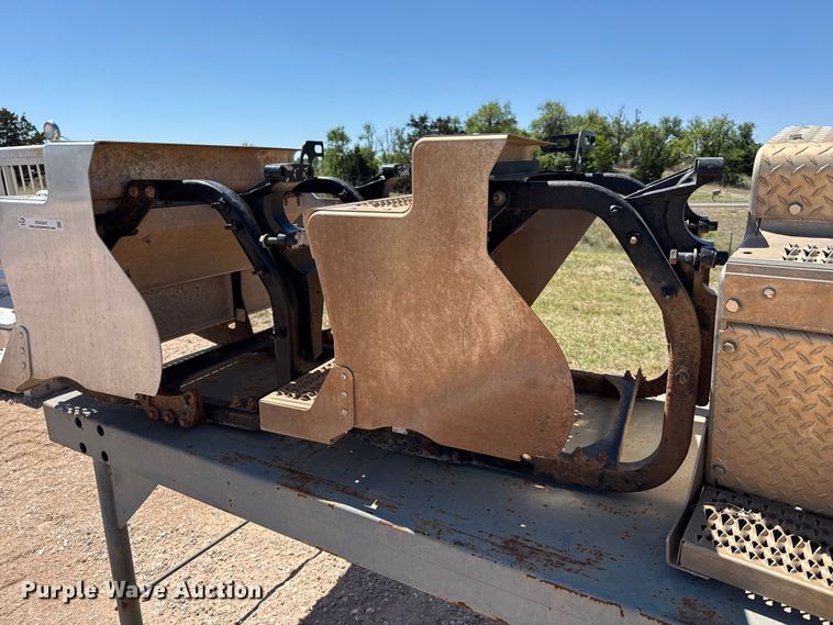 image for item EW4547 Truck parts
