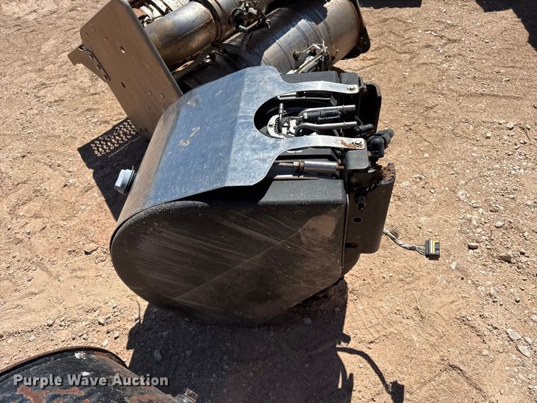 image for item EW4547 Truck parts