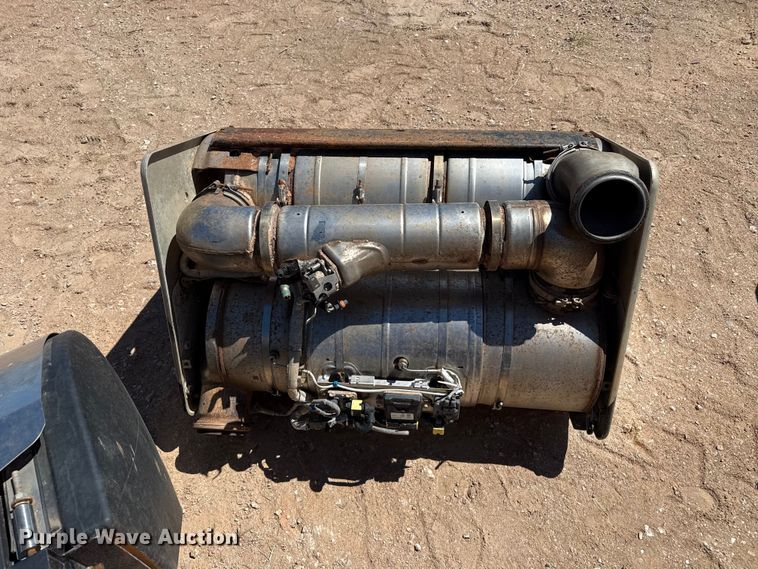 image for item EW4547 Truck parts