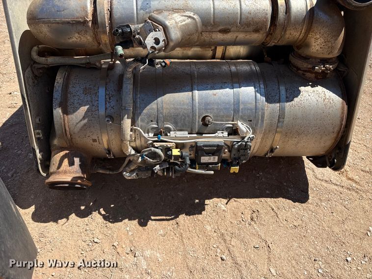 image for item EW4547 Truck parts