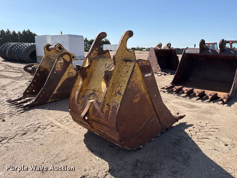 image for item FB6675 Caterpillar bucket