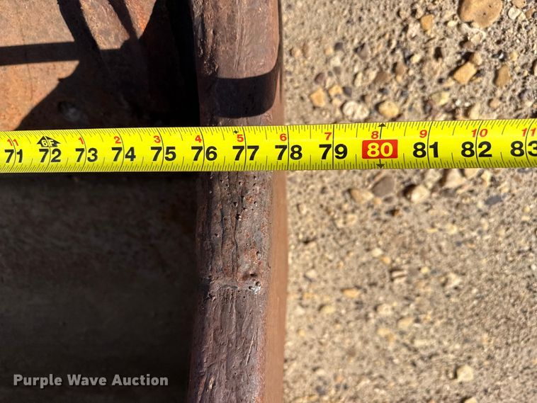 image for item FB6676 Caterpillar bucket