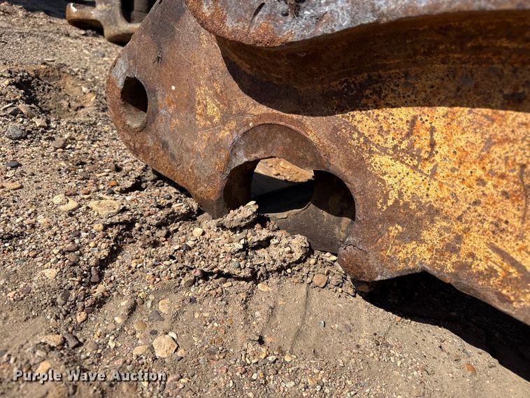 image for item FB6679 Caterpillar quick coupler