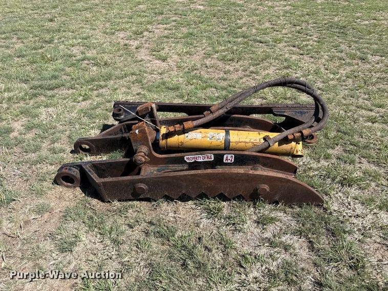 image for item FB6687 (2) excavator thumbs