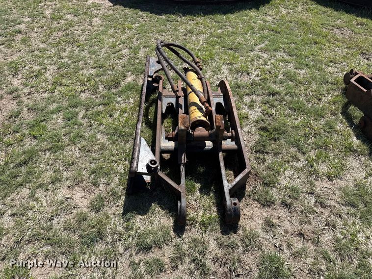 image for item FB6687 (2) excavator thumbs