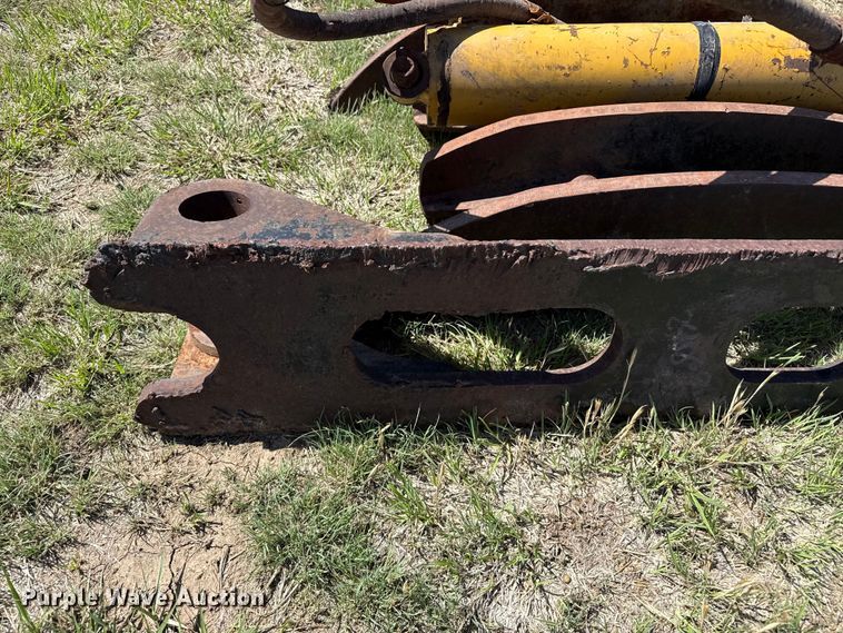 image for item FB6687 (2) excavator thumbs