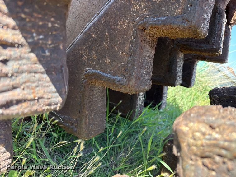 image for item FB6690 Concrete crusher