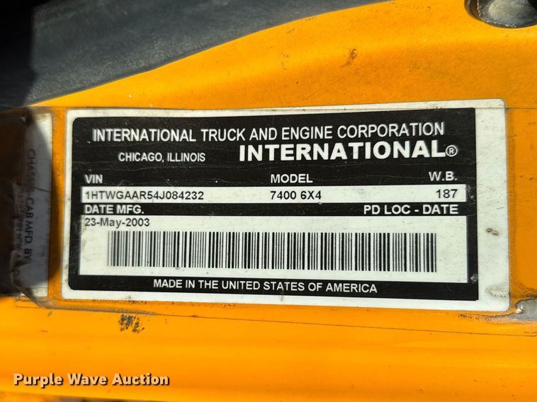image for item FB7319 2004 International 7400 dump truck