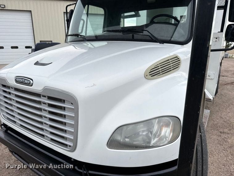 image for item FB7365 2011 Freightliner Business Class M2 forestry bucket truck