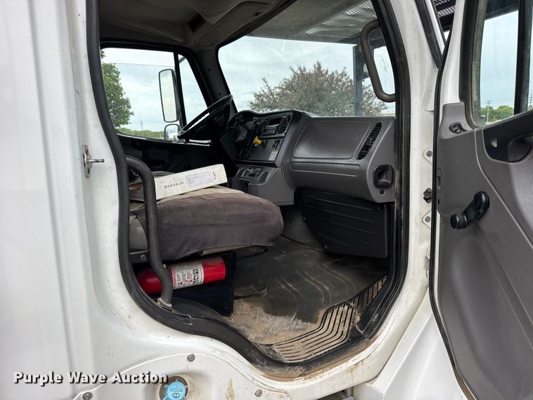 image for item FB7365 2011 Freightliner Business Class M2 forestry bucket truck