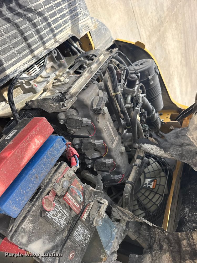 image for item FB7417 Caterpillar GP25N forklift