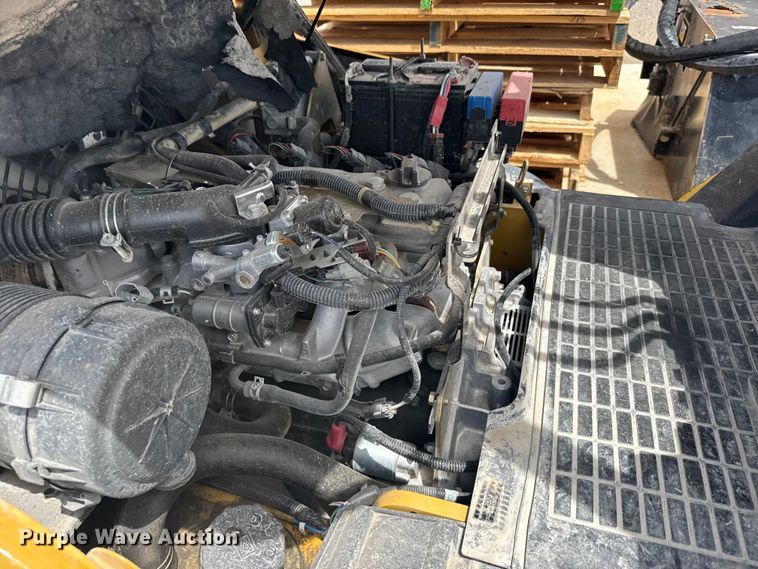 image for item FB7417 Caterpillar GP25N forklift