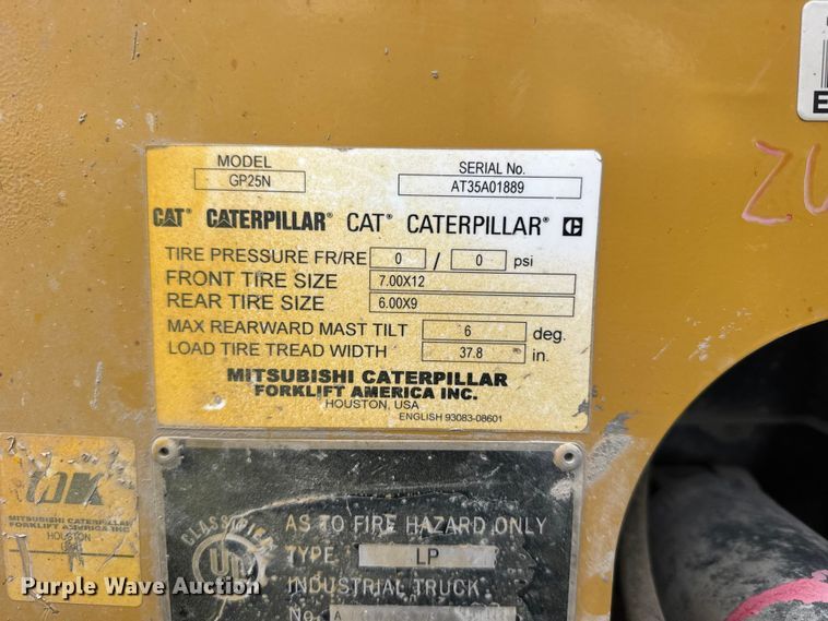 image for item FB7417 Caterpillar GP25N forklift