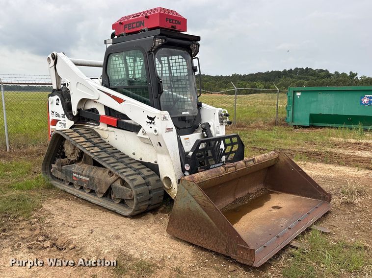 image for item FB8128 2019 Bobcat T870 tracked skid steer loader