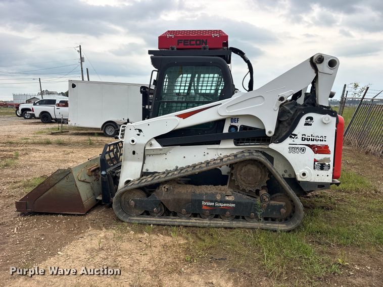 image for item FB8128 2019 Bobcat T870 tracked skid steer loader