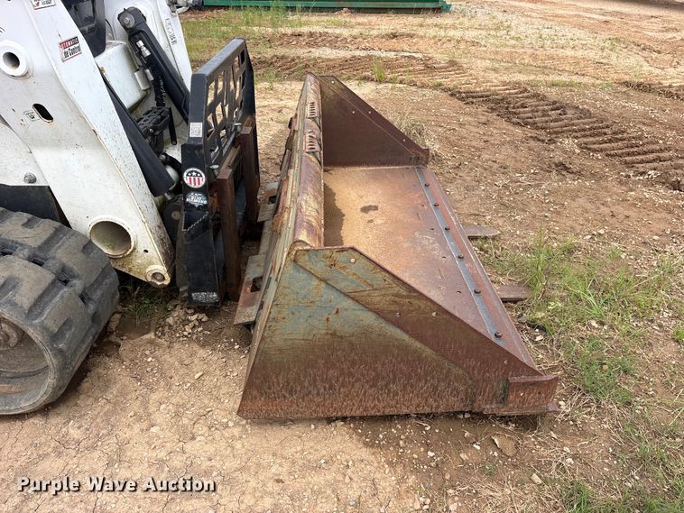 image for item FB8128 2019 Bobcat T870 tracked skid steer loader