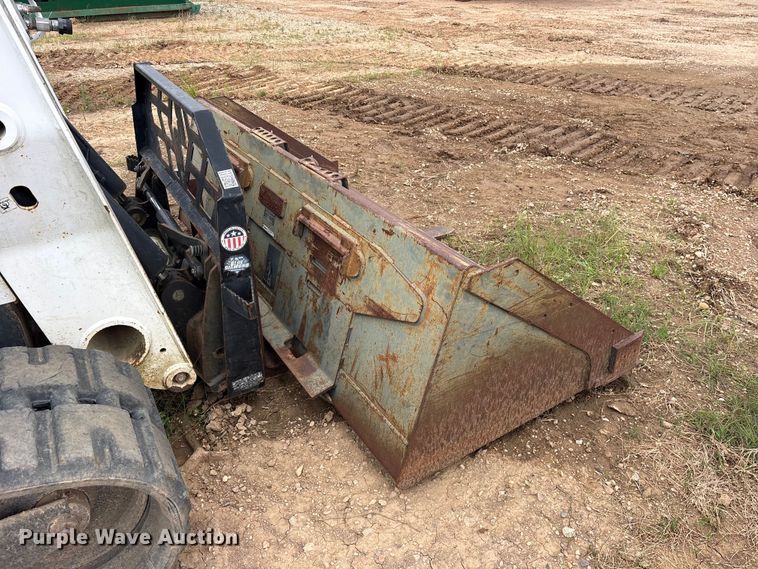 image for item FB8128 2019 Bobcat T870 tracked skid steer loader