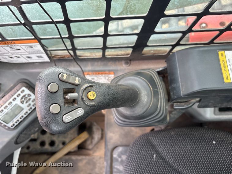 image for item FB8128 2019 Bobcat T870 tracked skid steer loader