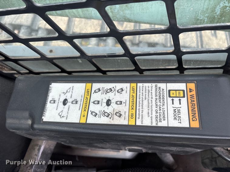 image for item FB8128 2019 Bobcat T870 tracked skid steer loader