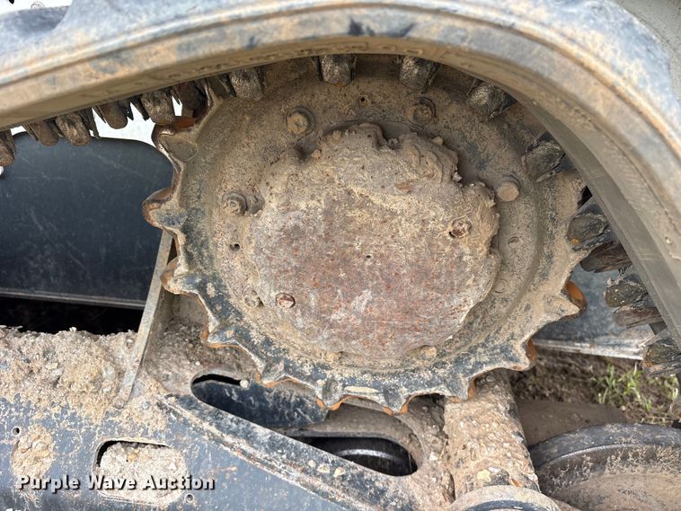 image for item FB8128 2019 Bobcat T870 tracked skid steer loader