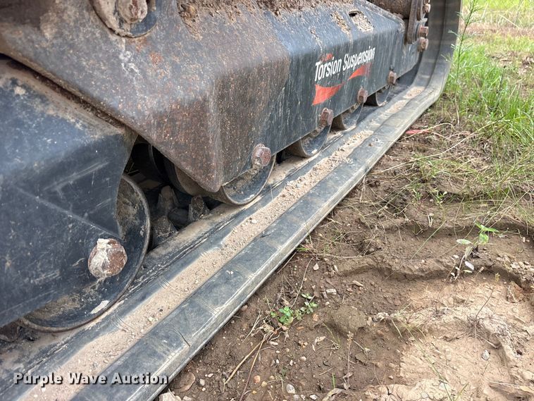 image for item FB8128 2019 Bobcat T870 tracked skid steer loader