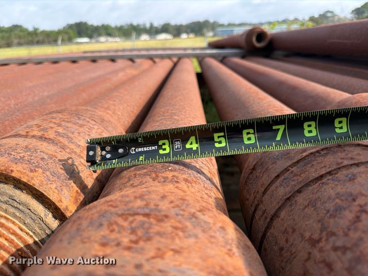 image for item FB8132 (53) joints of drill pipe