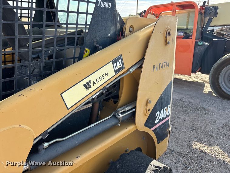 image for item FC2277 2007 Caterpillar 246B skid steer loader