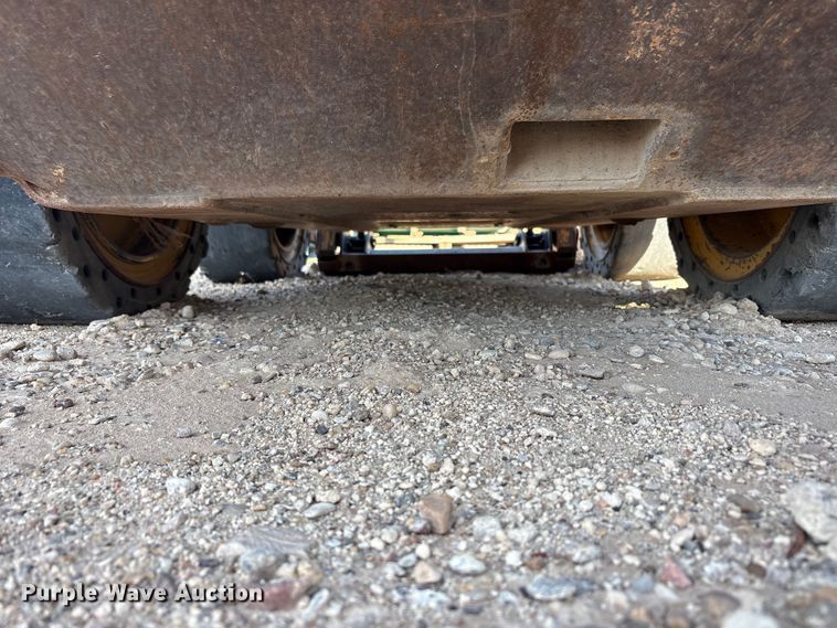 image for item FC2277 2007 Caterpillar 246B skid steer loader