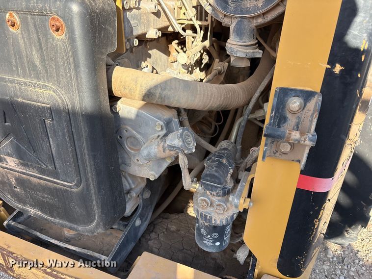 image for item FC2277 2007 Caterpillar 246B skid steer loader