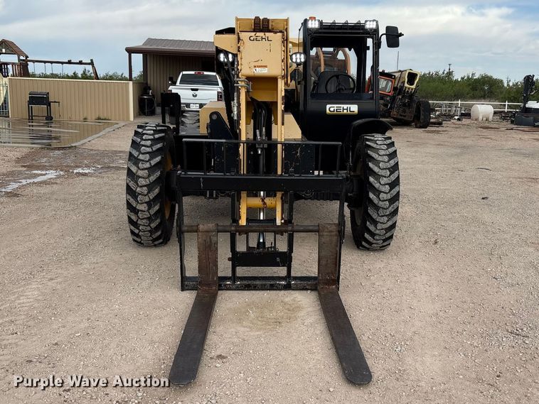 image for item FC2280 Gehl RS8-42 telehandler