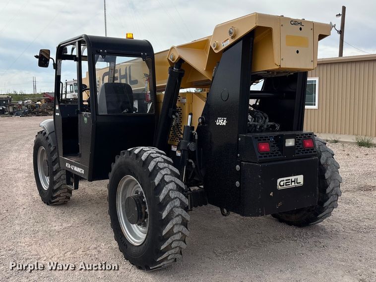 image for item FC2280 Gehl RS8-42 telehandler