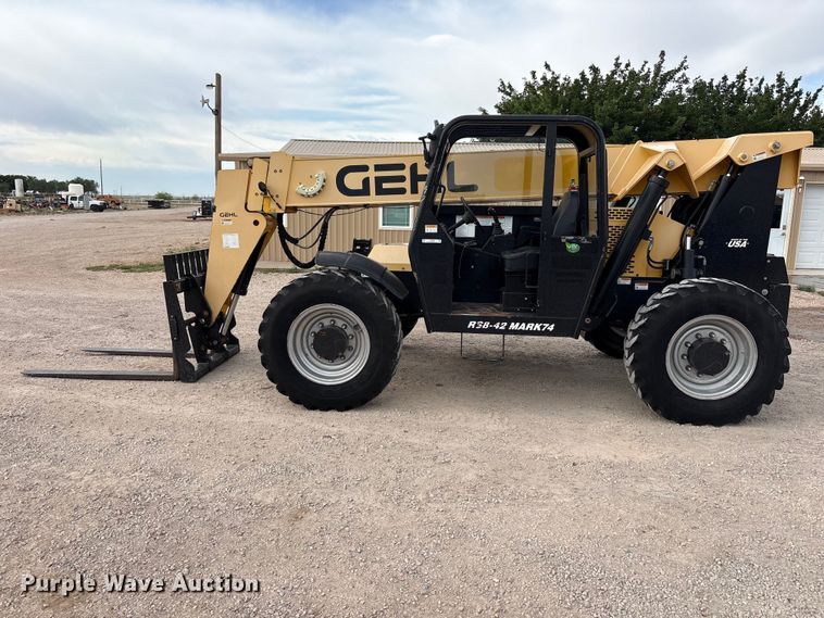 image for item FC2280 Gehl RS8-42 telehandler