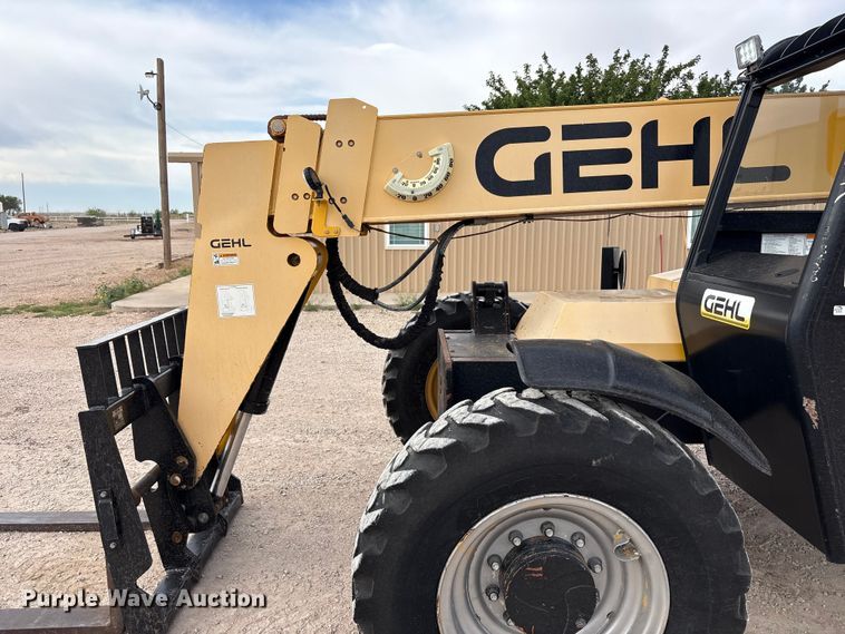 image for item FC2280 Gehl RS8-42 telehandler