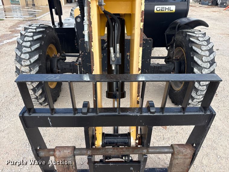 image for item FC2280 Gehl RS8-42 telehandler