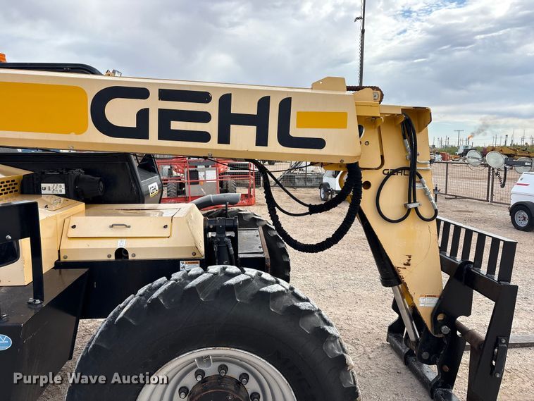 image for item FC2280 Gehl RS8-42 telehandler