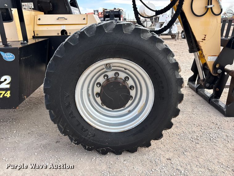 image for item FC2280 Gehl RS8-42 telehandler