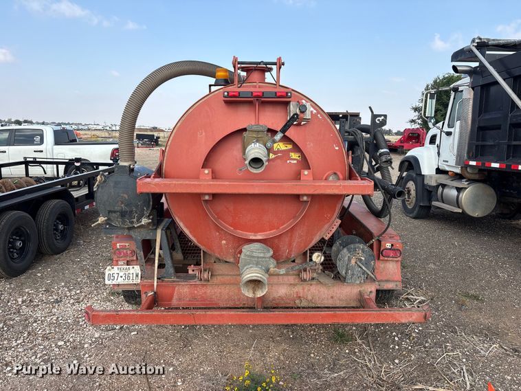 image for item FC2282 2014 Ditch witch FX30 vacuum excavator