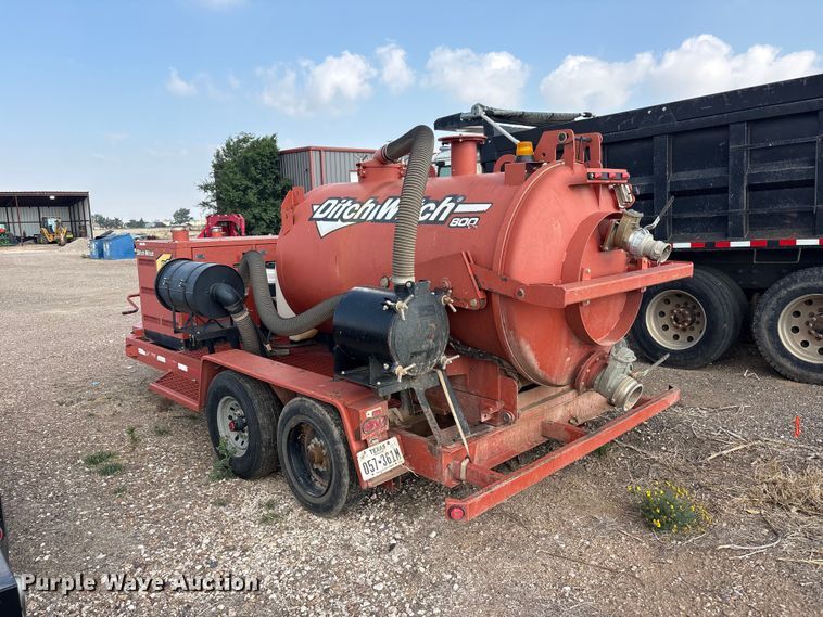 image for item FC2282 2014 Ditch witch FX30 vacuum excavator