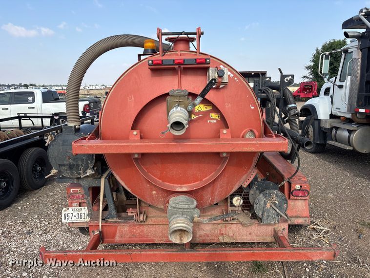 image for item FC2282 2014 Ditch witch FX30 vacuum excavator