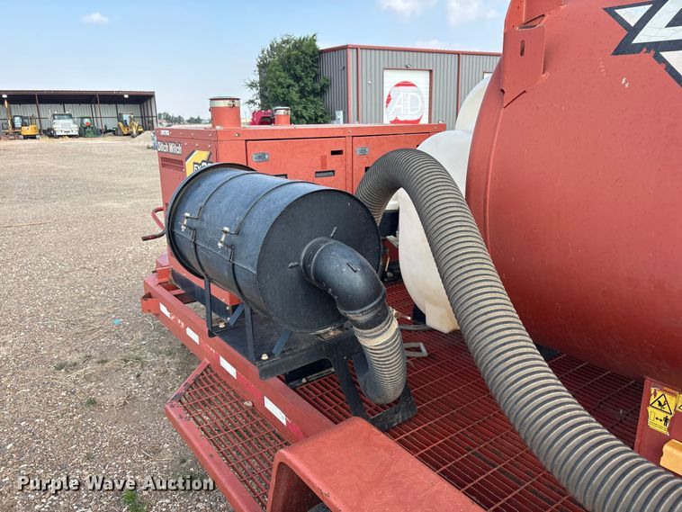 image for item FC2282 2014 Ditch witch FX30 vacuum excavator