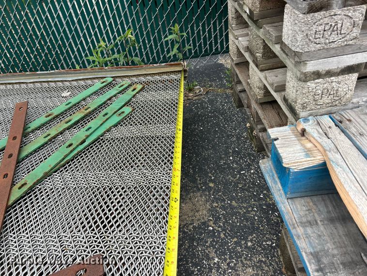 image for item FC2609 McCloskey R105 screen mesh 