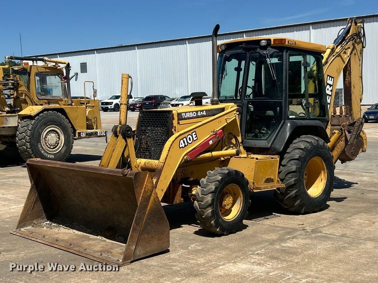 image for item FC2629 1998 John Deere 410E backhoe