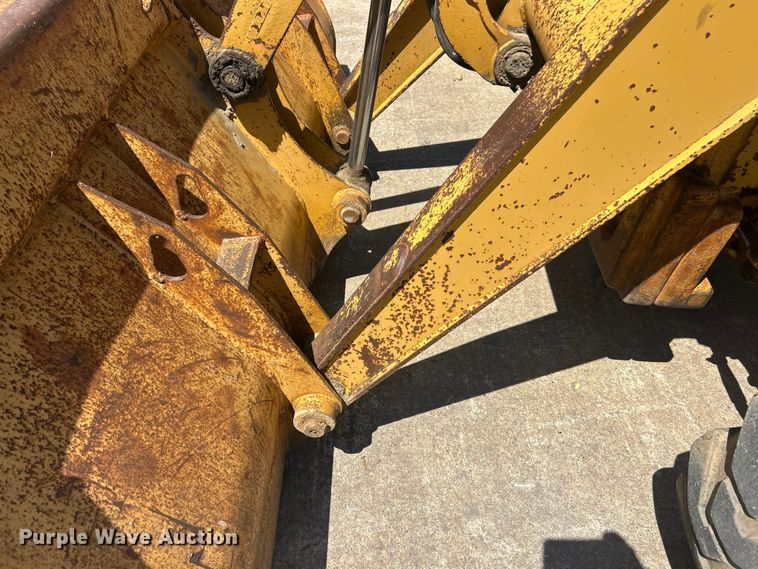 image for item FC2629 1998 John Deere 410E backhoe