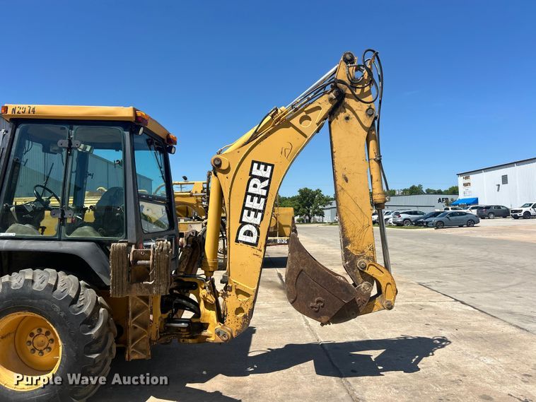 image for item FC2629 1998 John Deere 410E backhoe