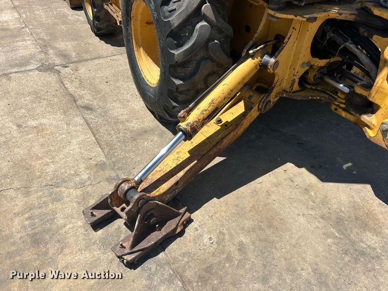 image for item FC2629 1998 John Deere 410E backhoe