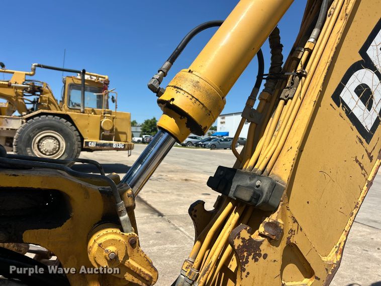 image for item FC2629 1998 John Deere 410E backhoe
