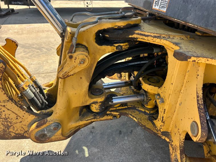 image for item FC2629 1998 John Deere 410E backhoe