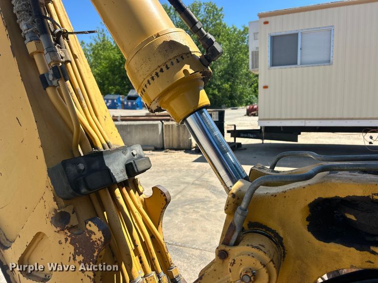 image for item FC2629 1998 John Deere 410E backhoe