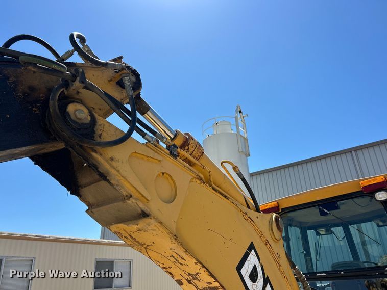 image for item FC2629 1998 John Deere 410E backhoe